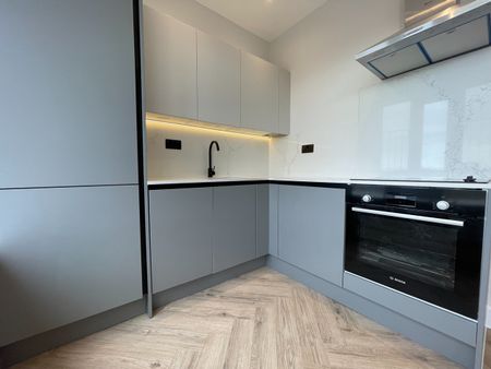 2 Bed Flat, Carlton Crescent, SO15 - Photo 4