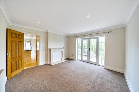 6 bedroom detached house to rent - Photo 5