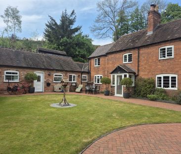 , Shut Mill Cottage, Shut Mill Lane, B62 - Photo 2