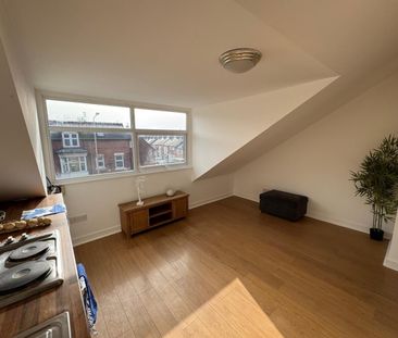 1 Bed Flat, Glenfield Road, LE3 - Photo 1