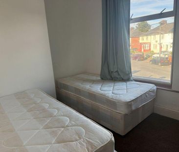 3 bedroom property to rent - Photo 4