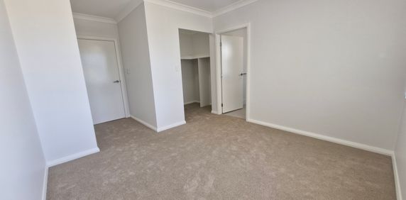Large four bedroom affordable housing house - Photo 2