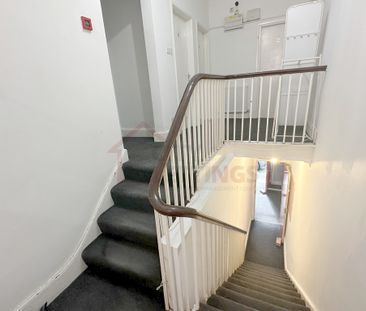 6 Bedroom Flat - Photo 6