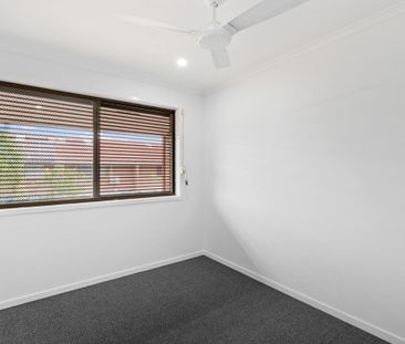 Stylish, Low-Maintenance Living in a Peaceful Carseldine Pocket - Photo 6