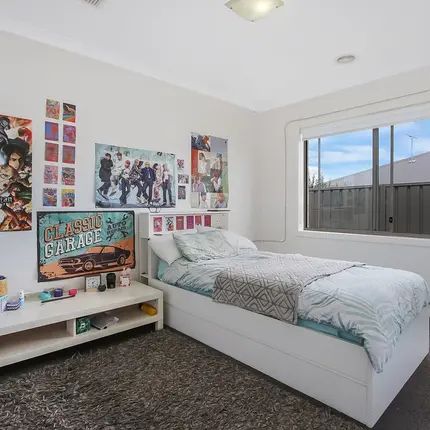 Modern Family Living in a Quiet, Convenient Location - Photo 5