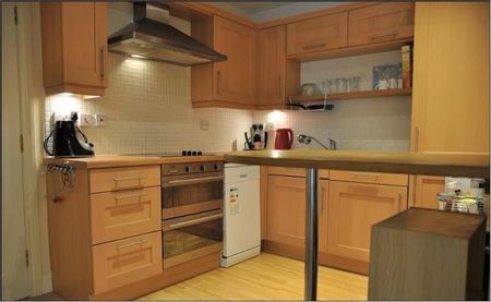 2 Bed Flat, Ryan House, HA1 - Photo 4