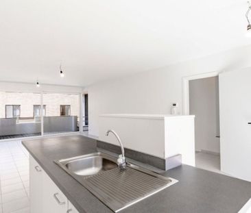 Duplex te huur in Meulebeke voor € 750 met 2 slaapkamers - Foto 1