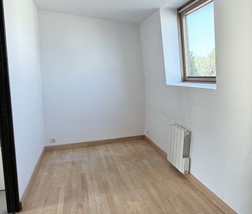 Location Appartement 2 pièces 55m² LA BASSEE 59480 - Photo 6