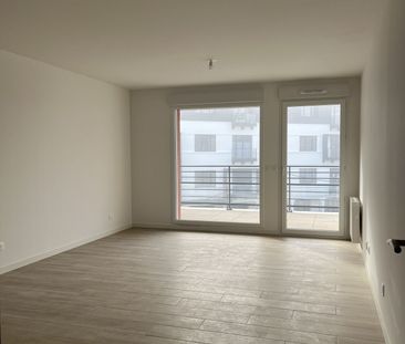 Grand appartement avec balcon - Photo 2