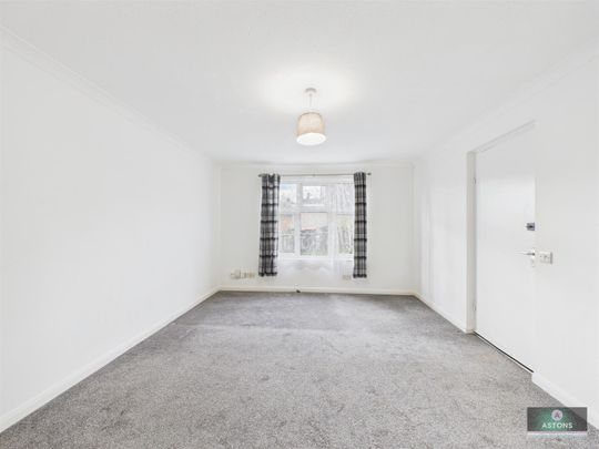 Lanercost Road, Crawley - Photo 1