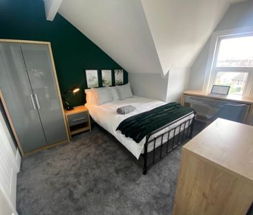 Beechwood Crescent (room 4), Burley, Leeds - Photo 4