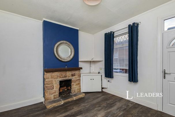 2 bedroom semi-detached house to rent - Photo 1