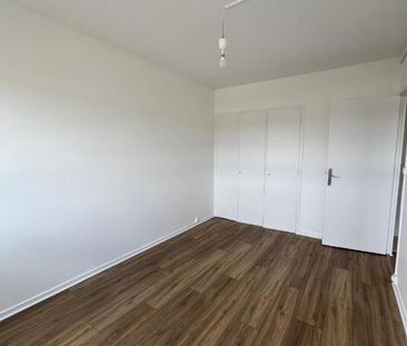 Location Appartement 3 pièces 60m² ST ETIENNE DU ROUVRAY 76800 - Photo 1