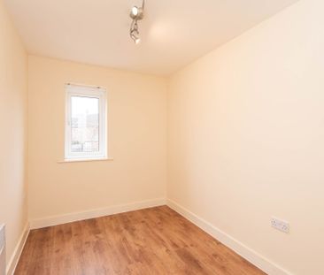 2 bedroom Flat to rent - Photo 6