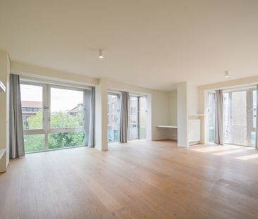 Ruim en modern appartement in het centrum - Roeselare - foto 2