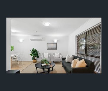 3 bedroom family home in a great location! - Photo 3