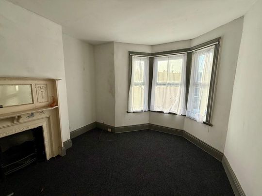 5 bedroom terraced house to rent - Photo 1