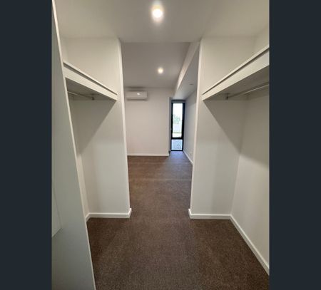 2*2*1+courtyard/14 Leila Street, Cannington, WA 6107 - Photo 2