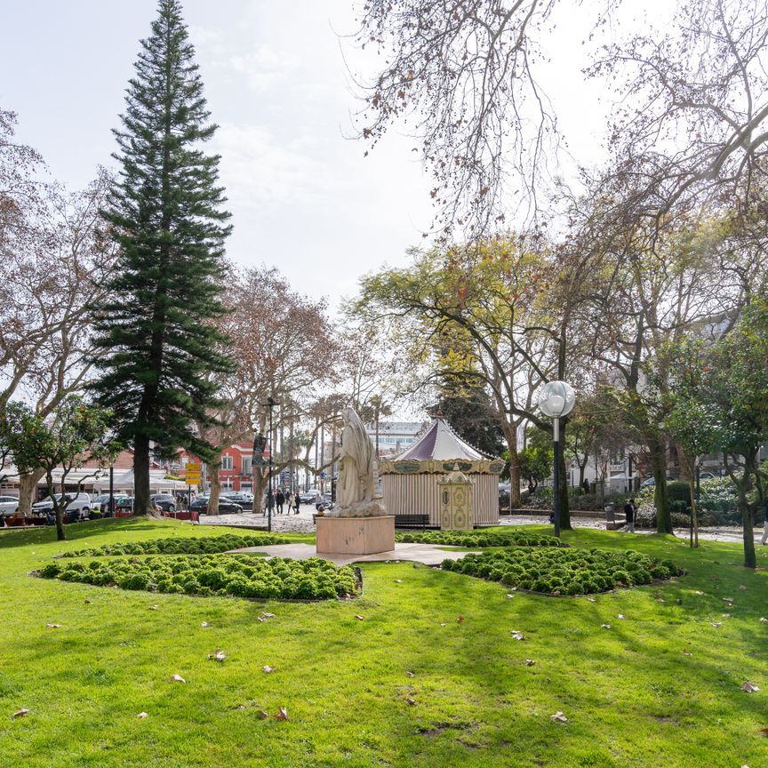 APARTAMENTO T2 CENTRO CASCAIS PARA ARRENDAR COM GARAGEM - Photo 1