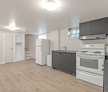 For Lease - 42 Bexhill Avenue, Toronto, Ontario - Photo 5