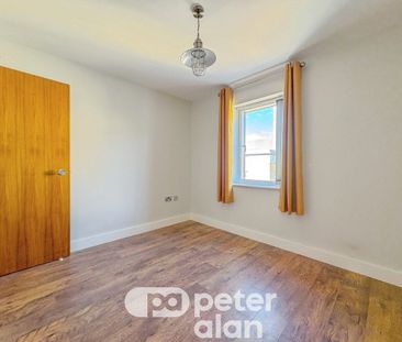 Falcon Drive, Cardiff Bay, Cardiff - Photo 6