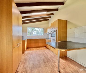 Peaceful Family Living in a Prime Location... - Photo 4