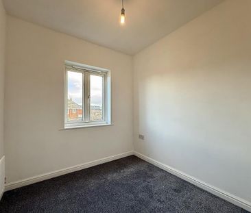 3 bedroom end of terrace house to rent - Photo 5