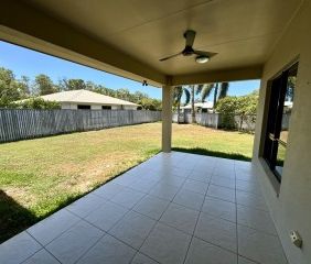 Serenity by the Sea: Your Dream Family Home in Bushland Beach - Photo 5