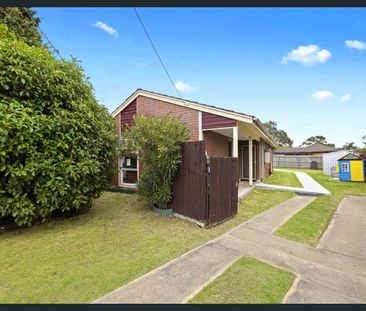 Great Family Home in Ideal Location - Photo 5