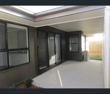 2/34 Starling Crescent, Peregian Springs, Qld 4573 - Photo 3