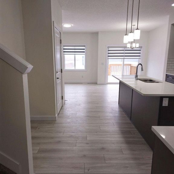 3 & 1 Bedroom Duplex Style units in Spruce Grove - SF175 - Photo 1