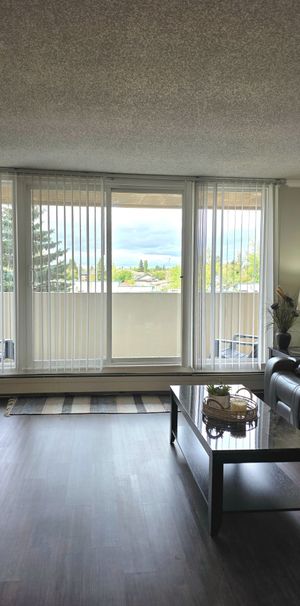 307, 4902 - 37 St *Furnished* - Photo 1
