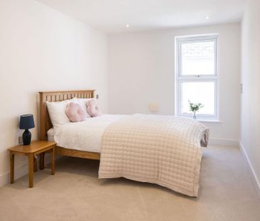 2 bedroom property to rent - Photo 3