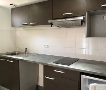Location Appartement 2 pièces 49m² POITIERS 86000 - Photo 3