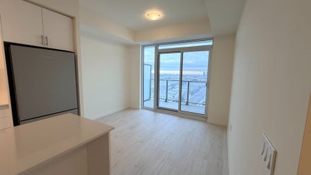 For Lease - 8960 Jane Street Unit# 1923, Vaughan, Ontario - Photo 3