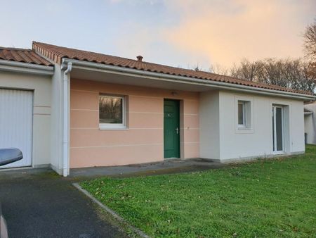 Location Maison 4 pièces 76m² DISSAY 86130 - Photo 4