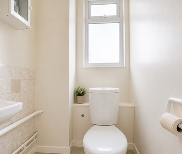 Wager Street – Room 3 - Photo 6