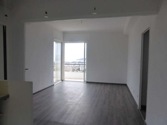 T3 Toulon BAS FARON 61 m² - Photo 1