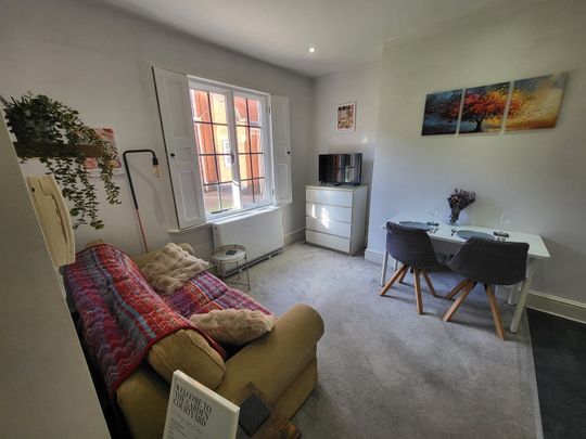 1 Bed Flat, Ladywood Middleway, B16 - Photo 1