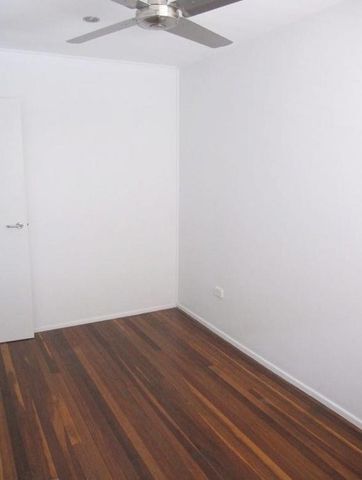 2-story ground floor unit in a complex of only 6 units - Photo 3