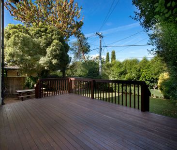 Cosmopolitan Living - Photo 3