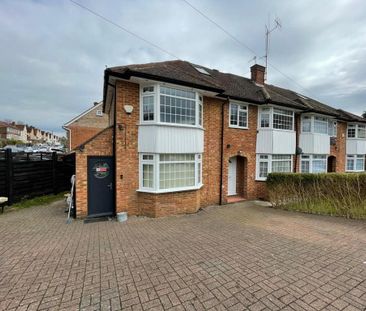 6 bedroom semi-detached house to rent - Photo 1
