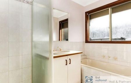 3 Addlington Court, Narre Warren South - Photo 4