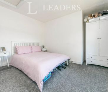 1 bedroom house to rent Barrack Street, Colchester, CO1 - Photo 2