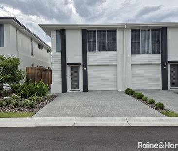 NEAR NEW TOWNHOUSE - AVAILABLE IN FEBRUARY - Photo 2