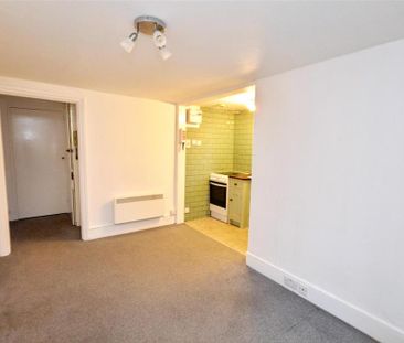 Studio to rent - Photo 6