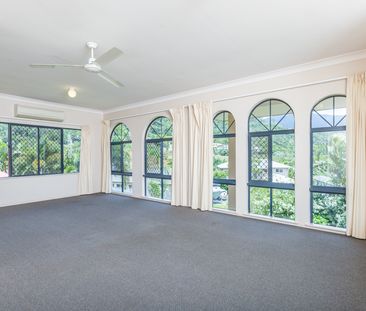 GRAND PARKRIDGE RESIDENCE! - Photo 1