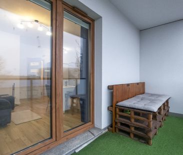 Słoneczne mieszkanie z miejscem postojowym - Photo 2