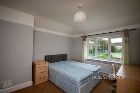 5 bedroom detached house to rent - Photo 4