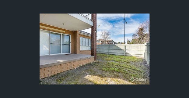 Spacious & Luxurious Family Home - Photo 1